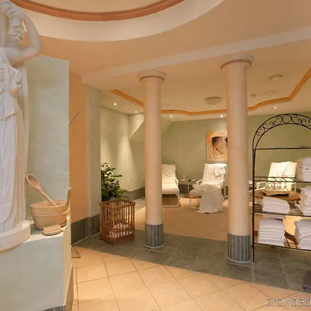 Posthotel Rotenburg 4*